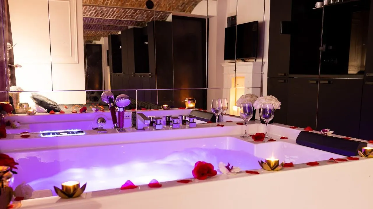 Apartament Secretly Studio With Jacuzzi Kraków Polska